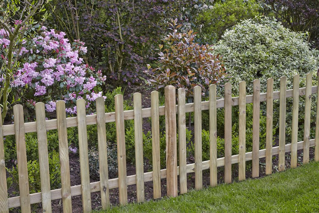 Forest Garden DTS 6ft x 3ft (1.83m x 0.9m) Pressure Treated Ultima Pale Picket Fence Panel - Pack of 5 