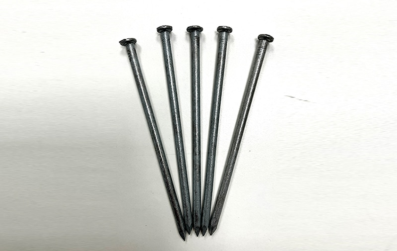 Artificial Grass - 6" Galvanised Artificial Grass Fixing Nails - Pack of 20